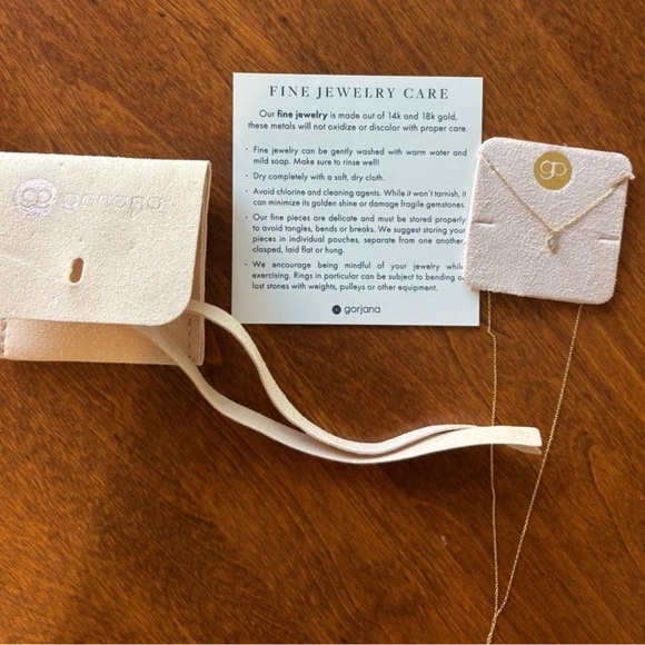 14k gold Gorjana Diamond & Opal necklace - Picture 3 of 3